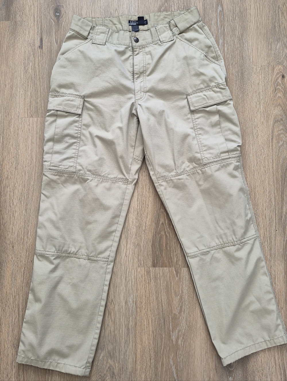 Men's 5.11 Tactical Series Pants Size Large Khaki Style 74003 Cargo Utility